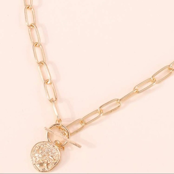 ✨Gold Coin Necklace (Boutique) - Picture 7 of 8